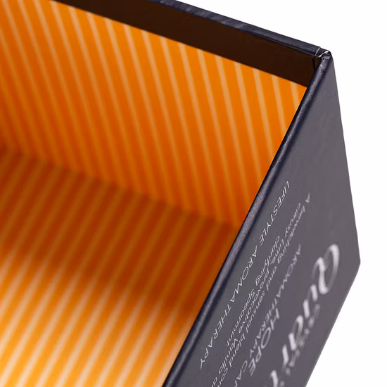 Wholesale Luxury Design Gift Box Custom Paper Packaging Perfume Candle Packaging Box